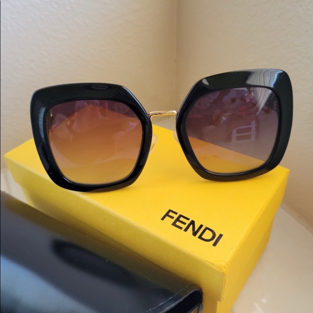 Fendi Shades